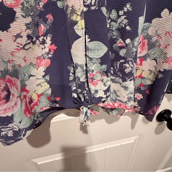 I.N. San Francisco Floral Blouse - Navy and Pink - Picture 6 of 7